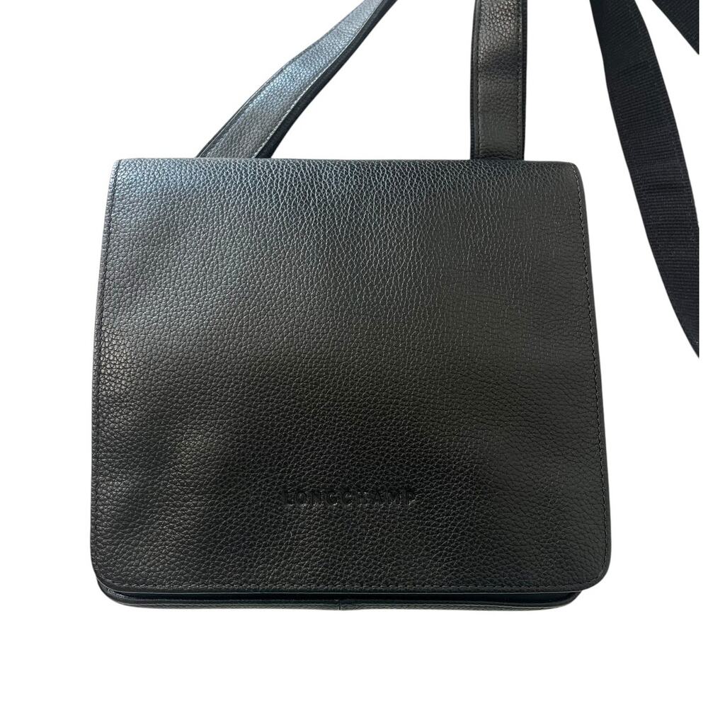 Longchamp Le Foulonné Black Pebbled Leather Messenger Crossbody Flap Bag